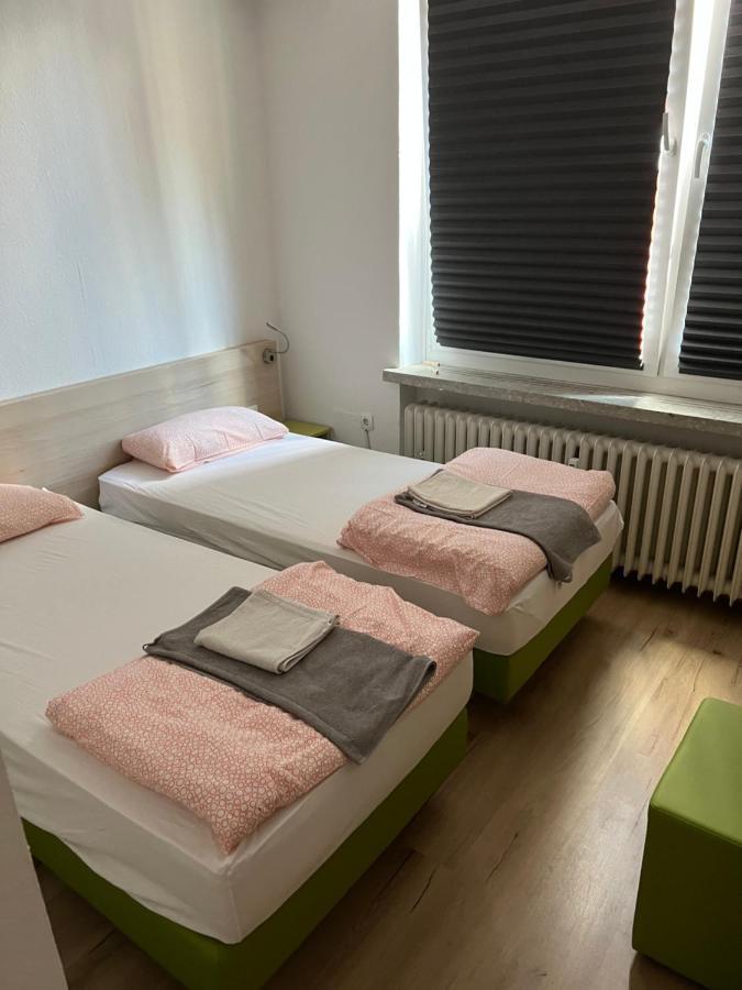קאסל Waffel Cafe Hostel Monteurwohnung Ferienwohnung מראה חיצוני תמונה
